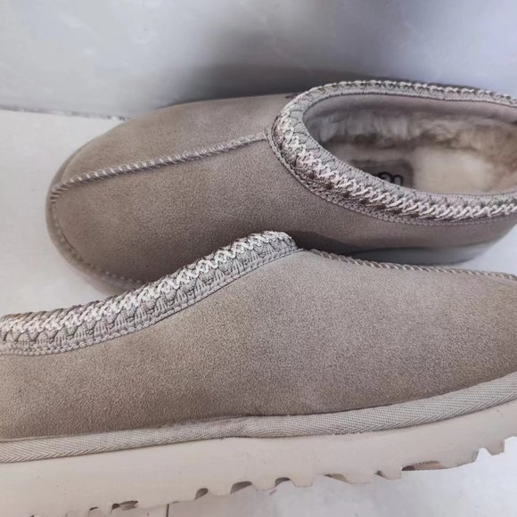 Brand New Uggs Women's Tasman Mustard Seed color - Picture 8 of 9